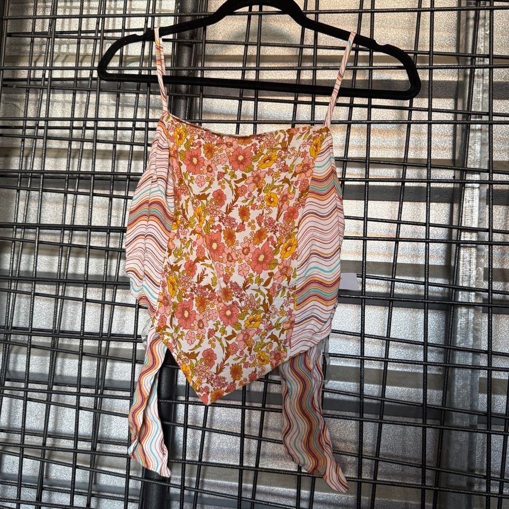 4/$25 crop top medium spring Floral festival pink orange Stripe Handkerchief A8